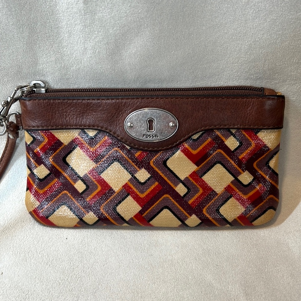 Fossil Key-Per Wristlet - image 1